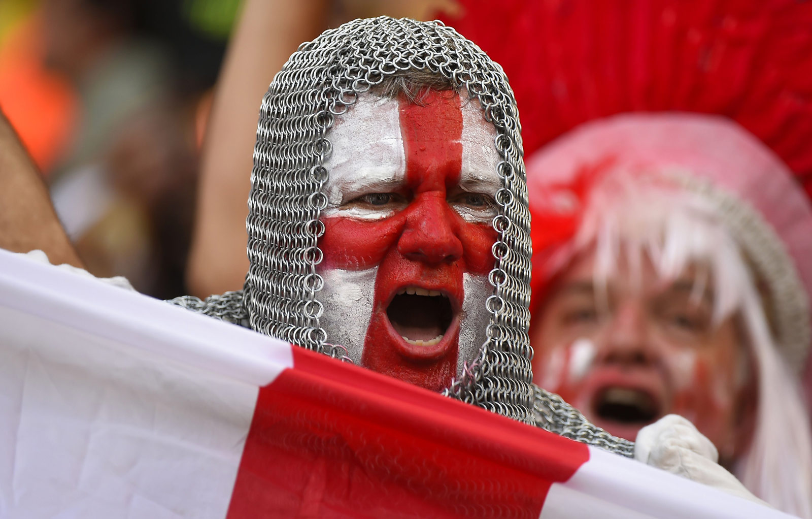 推进国内外 推进国内外