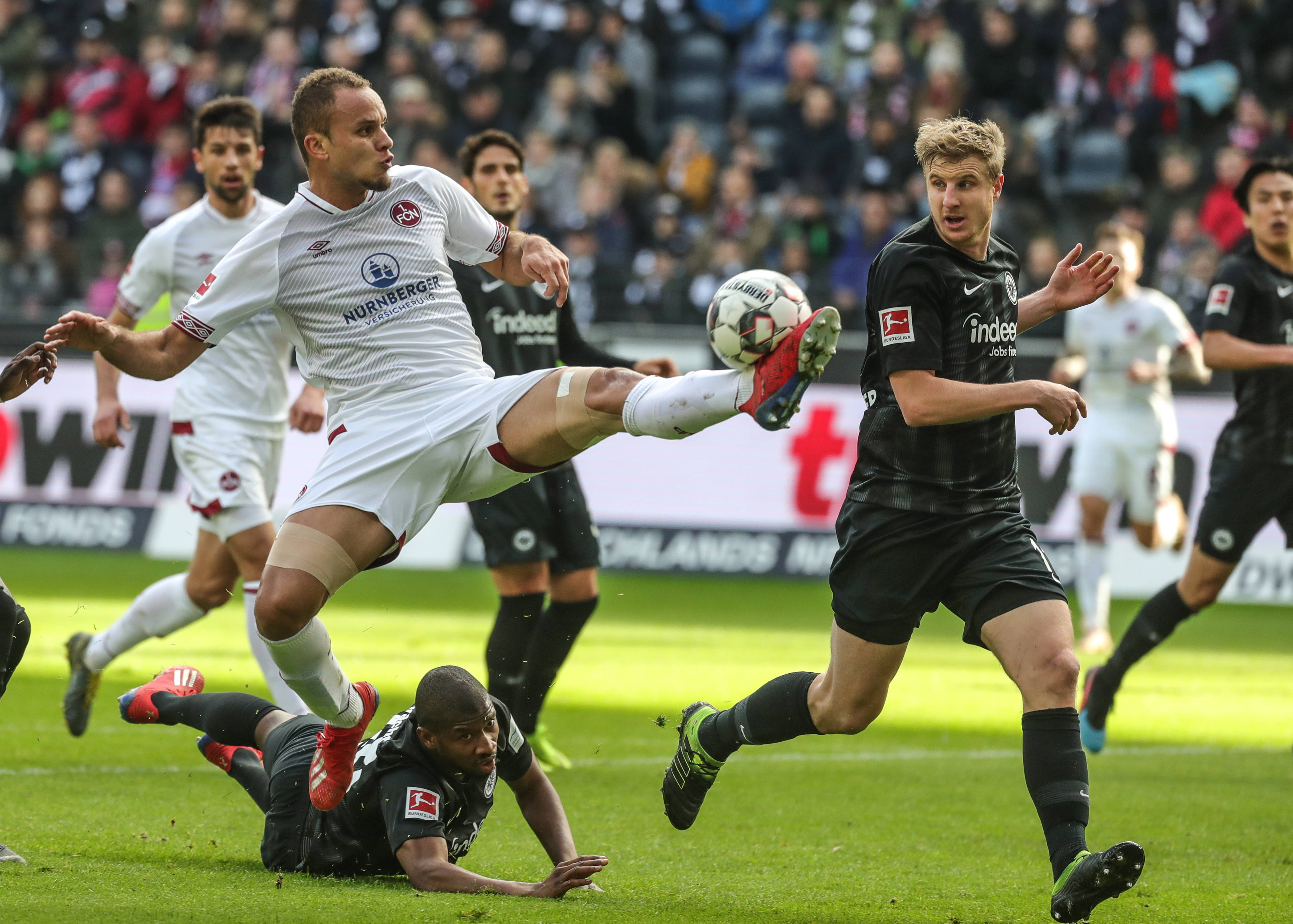 中国男足定 中国男足定