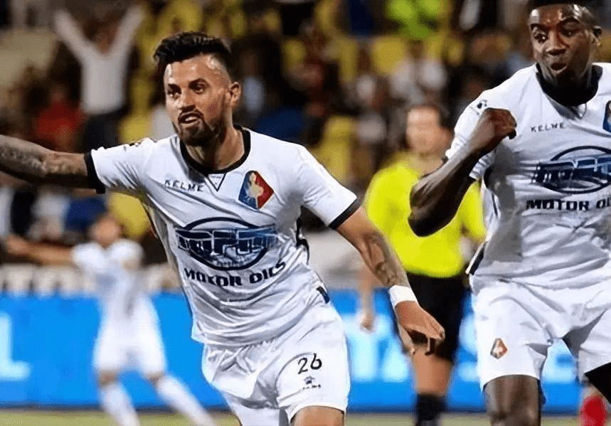 仅展示了他 仅展示了他